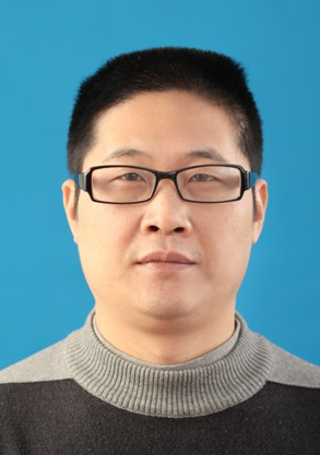 杨春雷